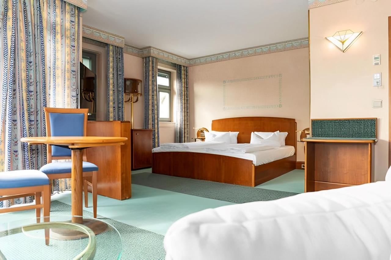 Hotel Am Blauen Wunder Drezda Kültér fotó