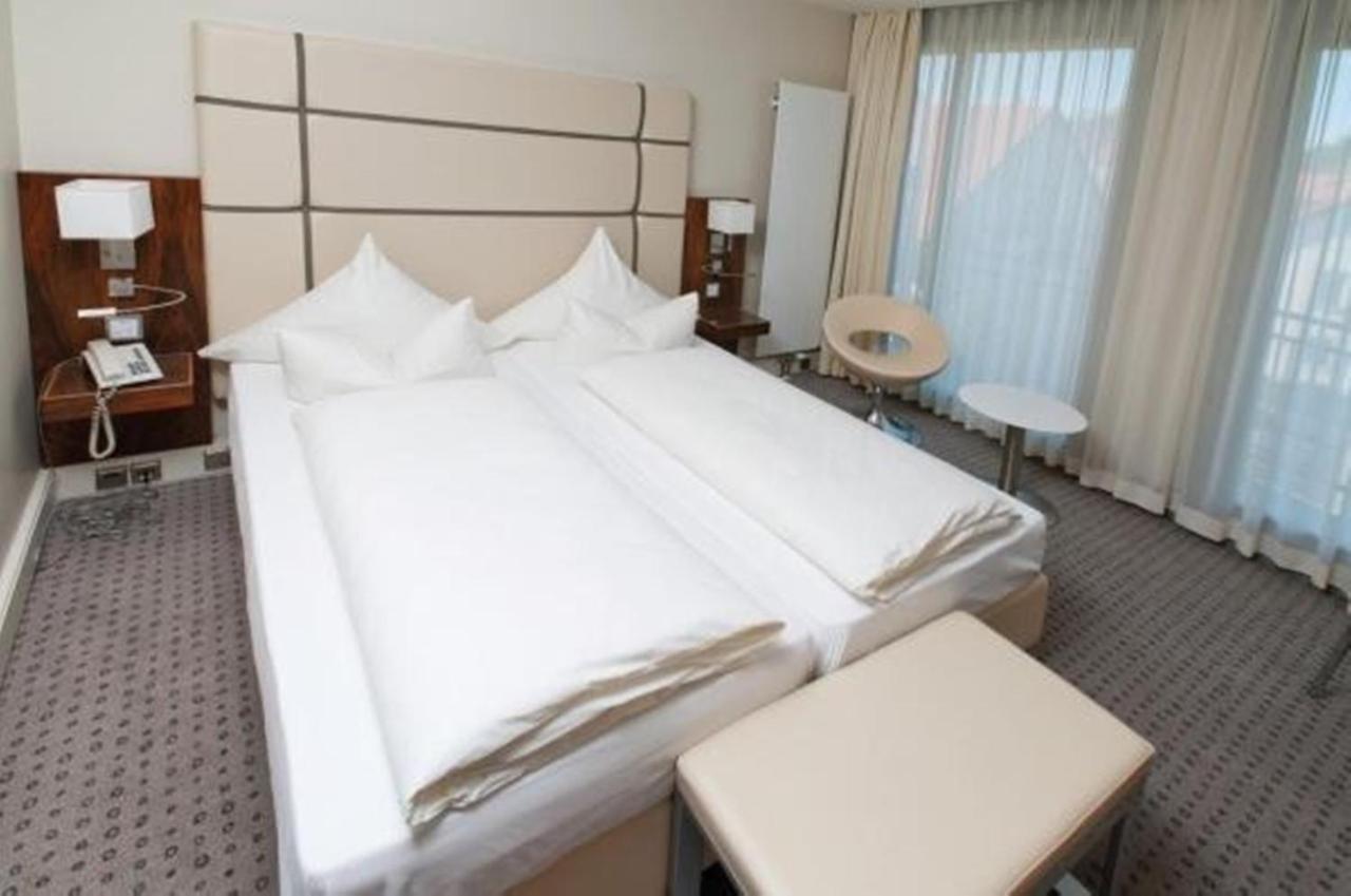 Hotel Am Blauen Wunder Drezda Kültér fotó