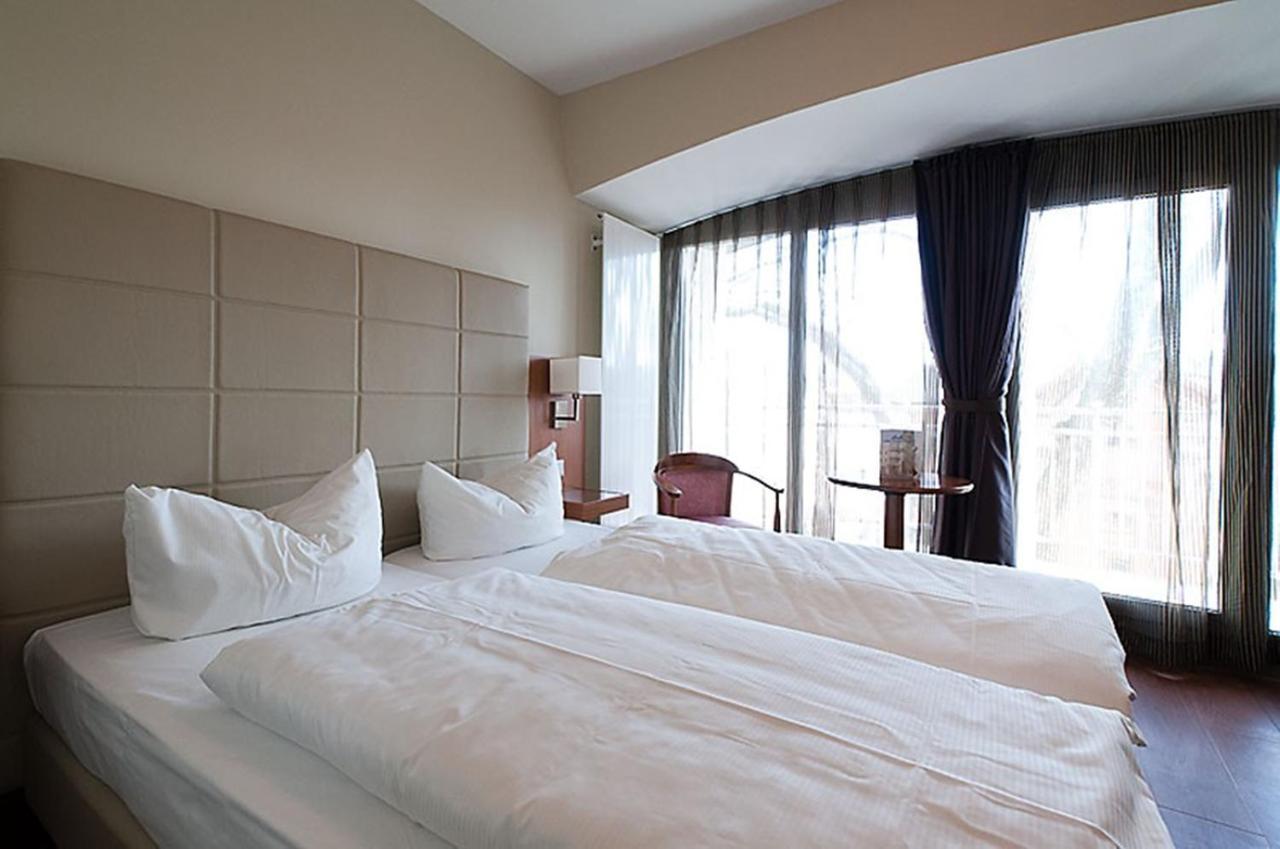 Hotel Am Blauen Wunder Drezda Kültér fotó